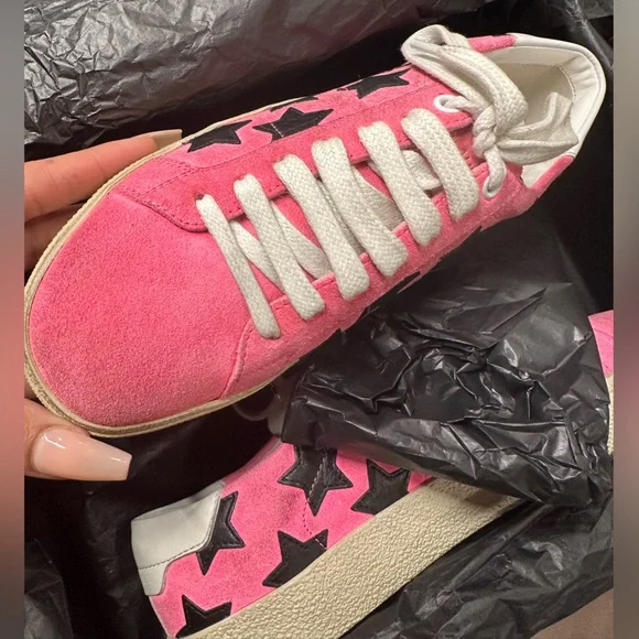 Saint Laurent Classic Court Fuxia Sneakers - Picture 3 of 10